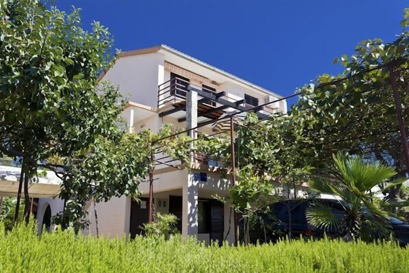 Apartment, Multiple Beds | Exterior