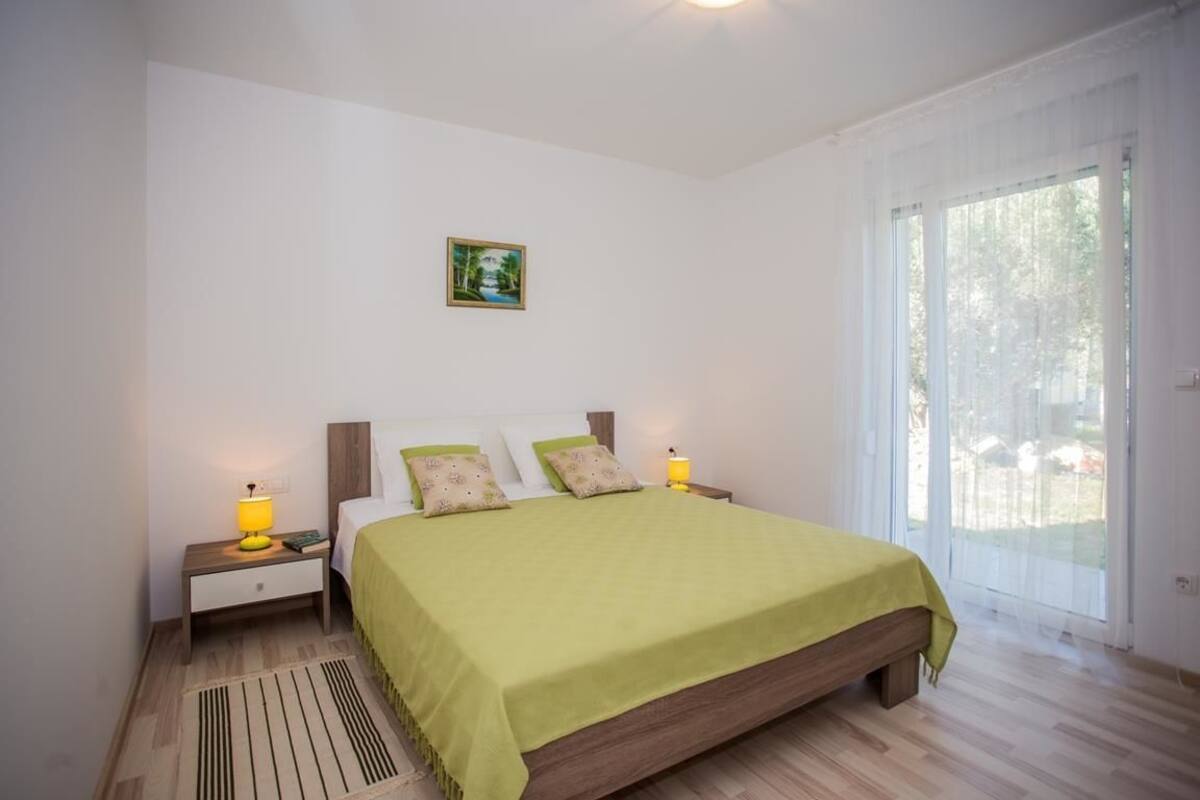 Apartamento, 1 cama de casal e sofá-cama | Wi-Fi de cortesia, roupa de cama