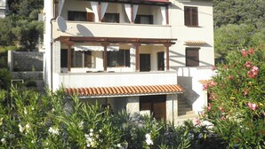 Unclassified image, 4 of 27, button - Apartments Vesna Sup.draga (Rab)