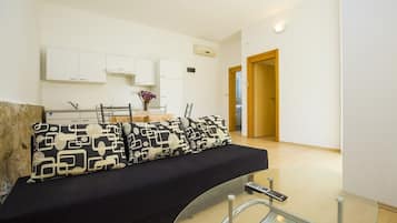 Apartment, 1 Double Bed with Sofa bed | Living room | TV