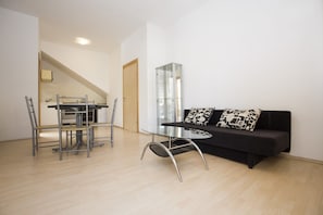 Apartment | Living room | TV