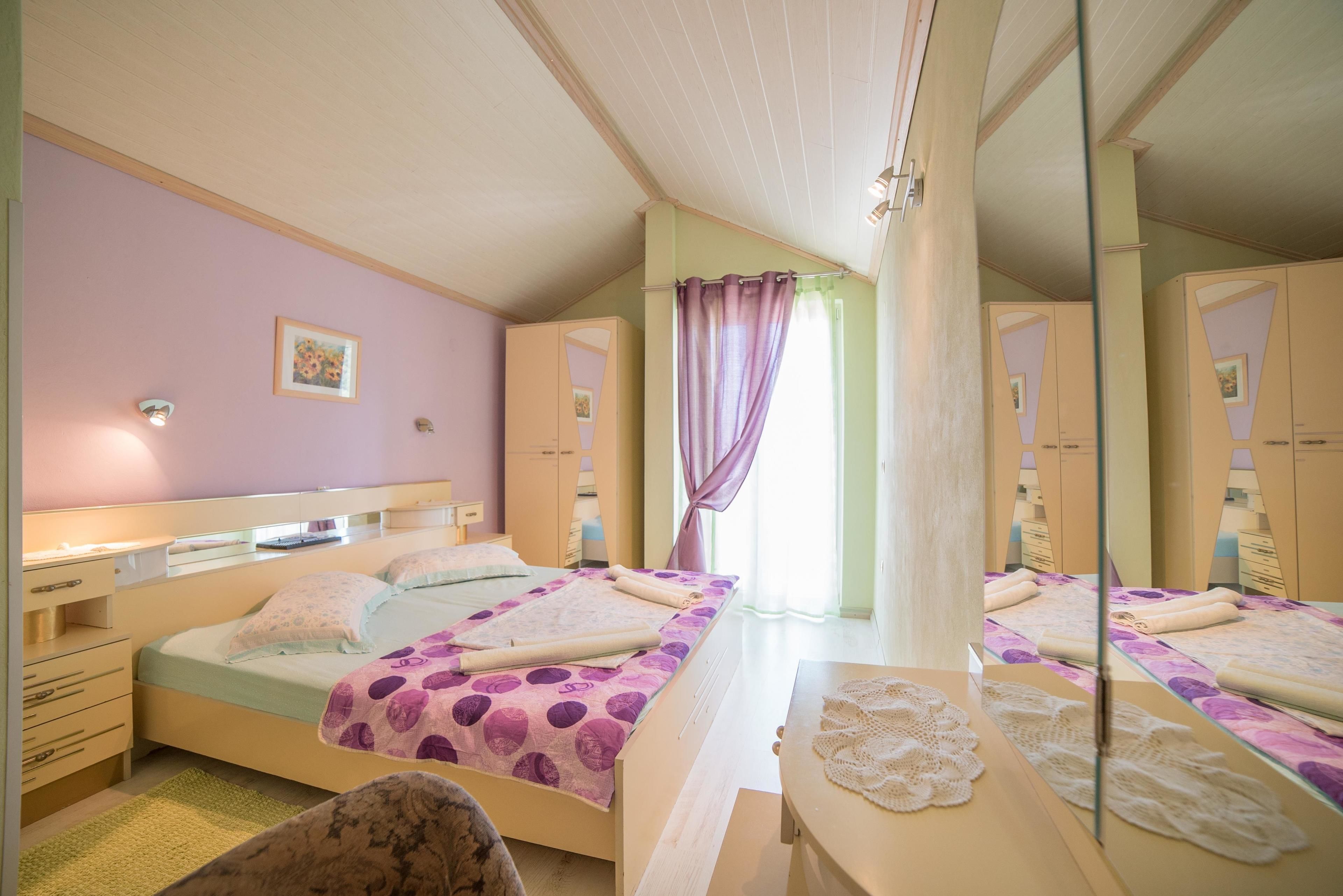 Apartment, Mehrere Betten | Kostenloses WLAN, Bettwäsche