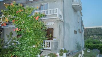 Apartment, 1 Doppelbett und Schlafsofa | Außenbereich