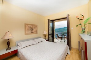 Appartement, 2 lits doubles | Wi-Fi gratuit, draps fournis