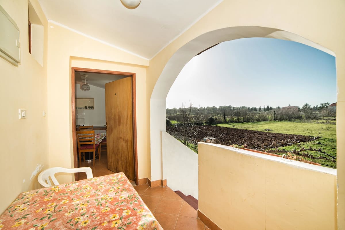 Appartement, 1 lit double et 1 canapé-lit | Accès au Wi-Fi (inclus), literie fournie