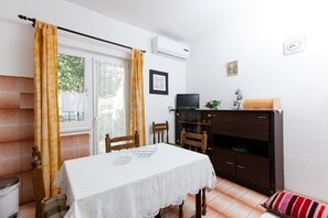 Apartment, Multiple Beds | Living room | TV - Apartments Ante Senka (Split)