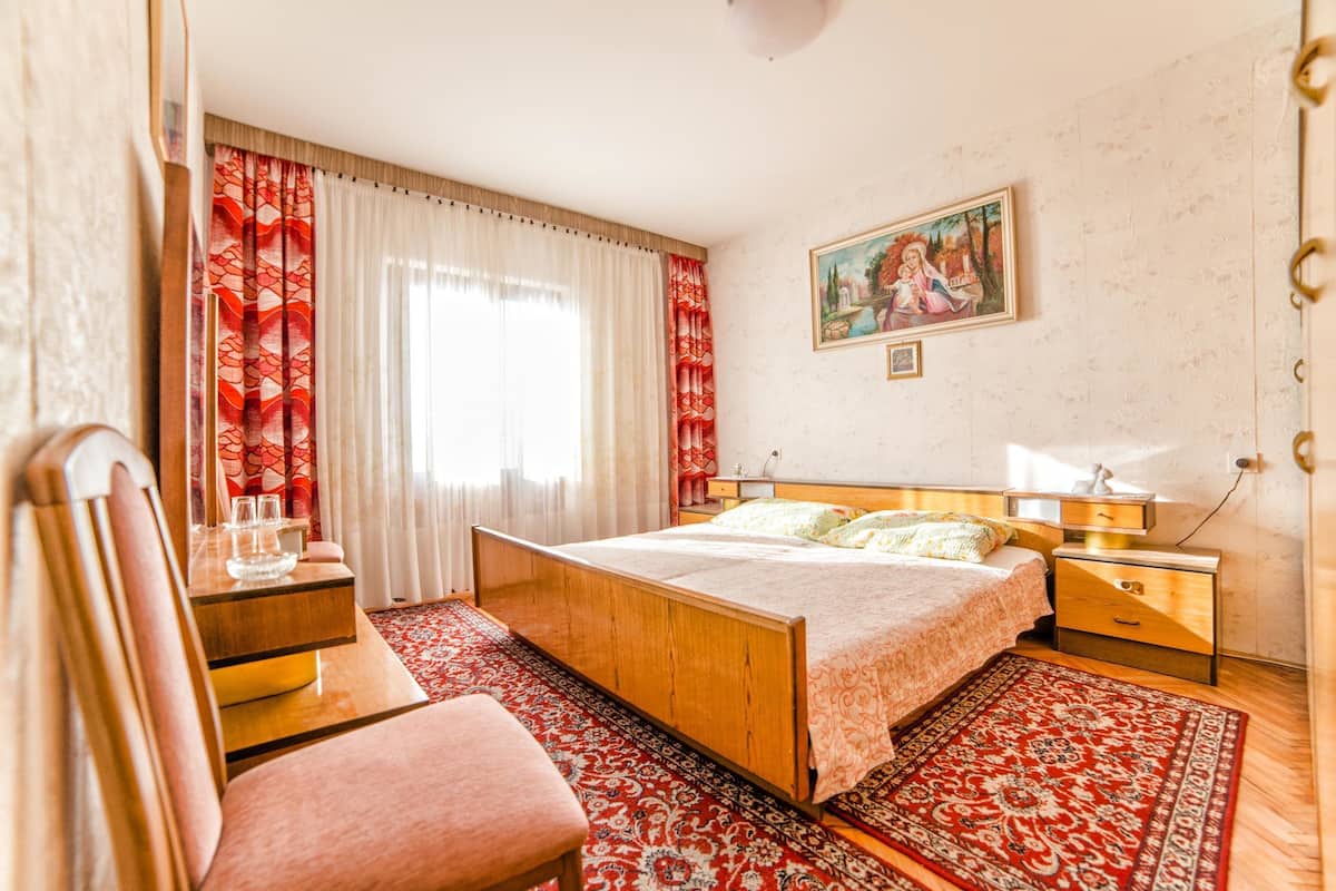 Zimmer, 1 Doppelbett | Kostenloses WLAN, Bettwäsche