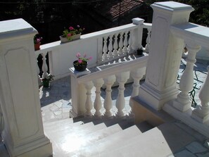 Balcony - House Percan Zora (Marcana)