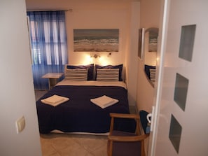 Apartment, 1 Doppelbett | Babybetten, kostenloses Internet per Kabel, Bettwäsche