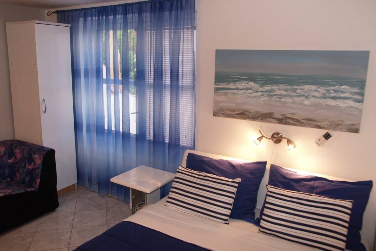 公寓, 1 张双人床 | 婴儿床、免费高速有线上网、床单