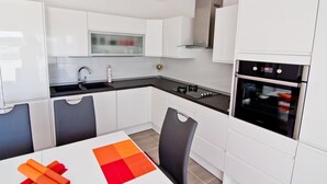 Private kitchen - Apartments & Rooms Biserka Bibi (Rab)