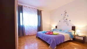 Departamento, varias camas | Wifi gratis y ropa de cama 