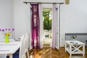 Apartment, 1 Double Bed with Sofa bed | Living room | TV