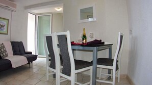 Căn hộ, 2 giường đôi | Bếp riêng | Tủ lạnh, bếp nấu, máy rửa bát, lò nướng bánh mì 