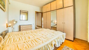 Apartment, Multiple Beds | 3 bedrooms, free WiFi, bed sheets - Apartments Dragutin (Fazana)