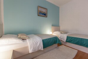 Apartment, Mehrere Betten | Kostenloses WLAN, Bettwäsche