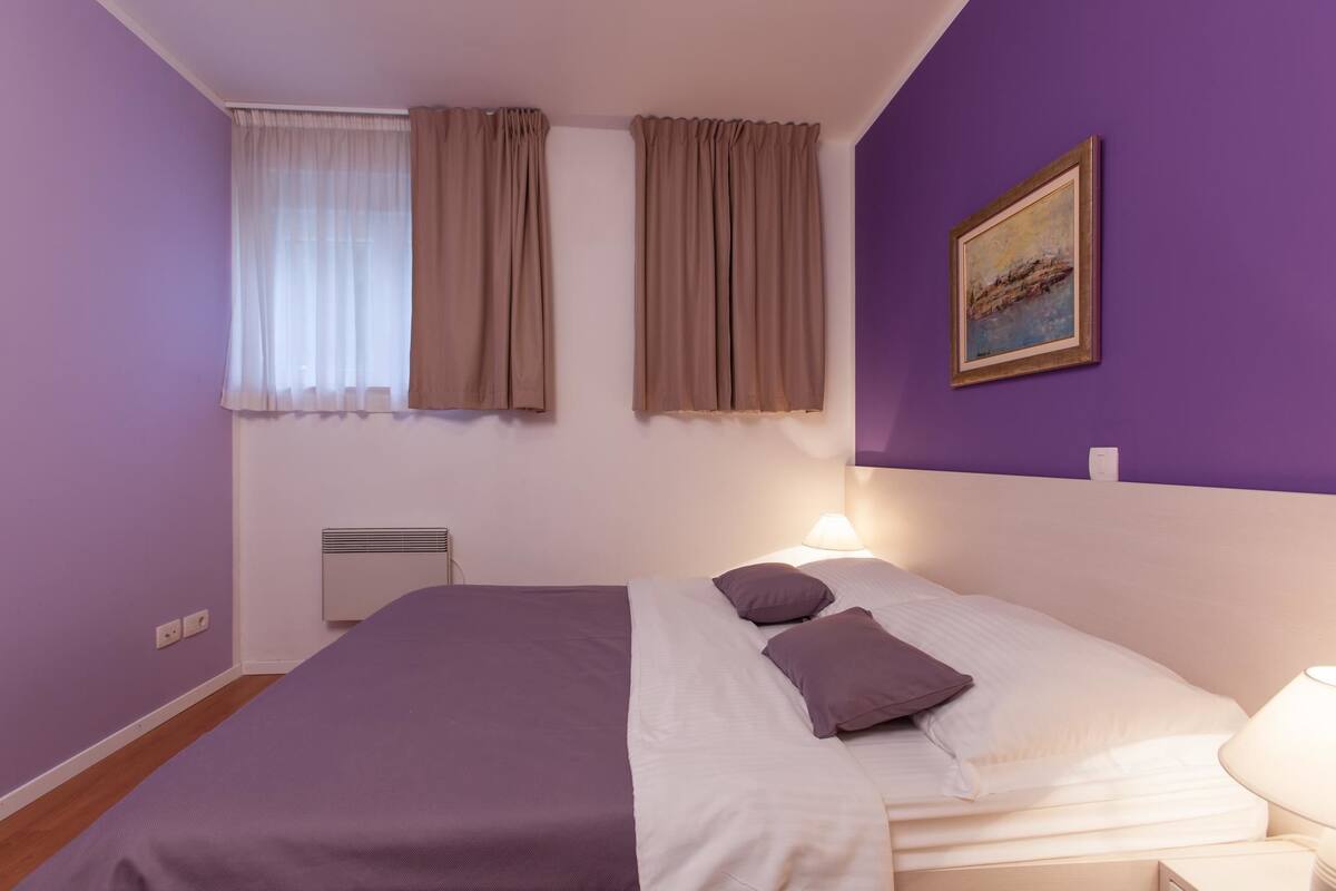 Apartment, Multiple Beds | WiFi (free), bed sheets