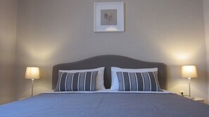 Apartment, Multiple Beds