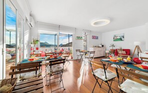 Sudah termasuk sarapan lengkap setiap hari