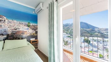 HABITACIÓN DOBLE CON BALCON | Draps en coton égyptien, literie de qualité supérieure