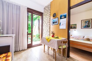 Apartment, 1 Double Bed | Living area | TV - Apartments Ljerka (Labin)