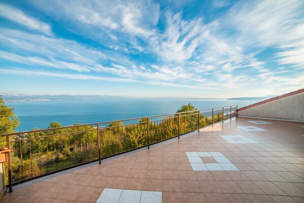 Property grounds - Apartments Surijan (Lovran)