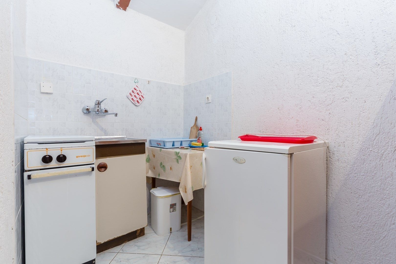 Apartment, Multiple Beds | Private kitchen