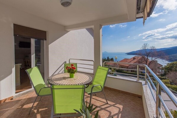 Appartamento, letti multipli | Balcone