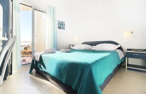 Apartment, 2 Double Beds | Free WiFi, bed sheets - Apartments Topic B.voda (Baska Voda)