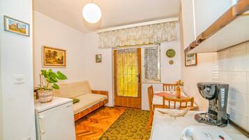 Apartment, Mehrere Betten | Eigene Küche | Kühlschrank, Herdplatte, Wasserkocher, Toaster