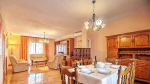 Apartment, Multiple Beds | Private kitchen - Apartments Alexandra (Pula)