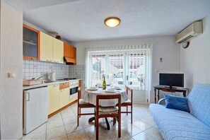 Apartment, 1 Double Bed | Living room | TV