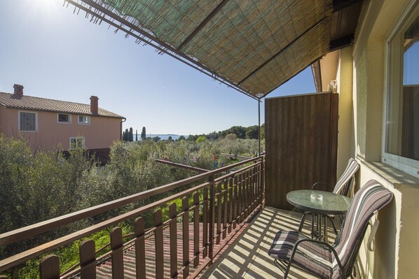 Apartment, 1 Double Bed with Sofa bed | Balcony - Apartments Resanović (Fazana)