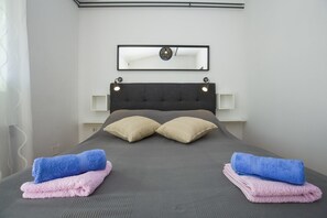 Apartment, 1 Double Bed with Sofa bed | Free WiFi, bed sheets - Apartments Resanović (Fazana)