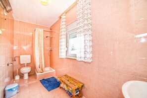 Bathroom - Apartments Bissinger (Fazana)