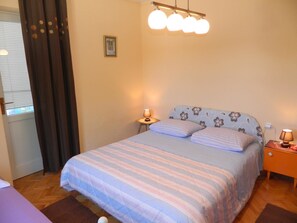 Apartment, Multiple Beds | Free WiFi, bed sheets