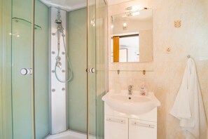 Apartment, 1 Double Bed | Bathroom - Apartments Chiorich (Dugi Rat)