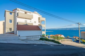Exterior - Apartments Chiorich (Dugi Rat)