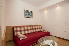 Apartment, 1 Doppelbett und Schlafsofa | Wohnzimmer | Fernseher