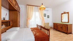 Unclassified image, 4 of 33, button - Apartments Villa Dane / Two Bedrooms A3 (Podstrana)