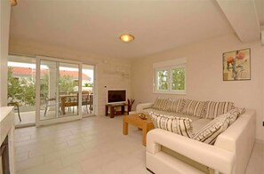 Maison, plusieurs lits | Cuisine privée | Four, plaque de cuisson, lave-vaisselle