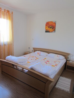 Apartment, 1 Double Bed with Sofa bed | Free WiFi, bed sheets