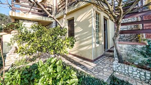 Apartment, 1 Double Bed | Front of property - Apartment Reisman / One Bedroom A1 (Labin)