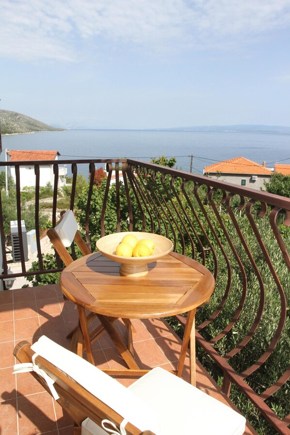 Appartement, plusieurs lits | Balcon