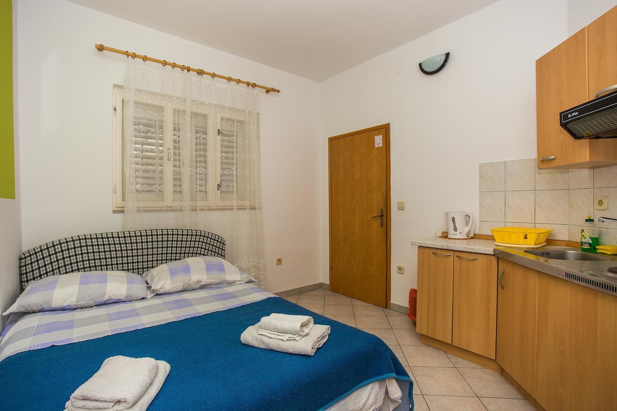 Appartement, Plusieurs lits | Accès au Wi-Fi (inclus), literie fournie
