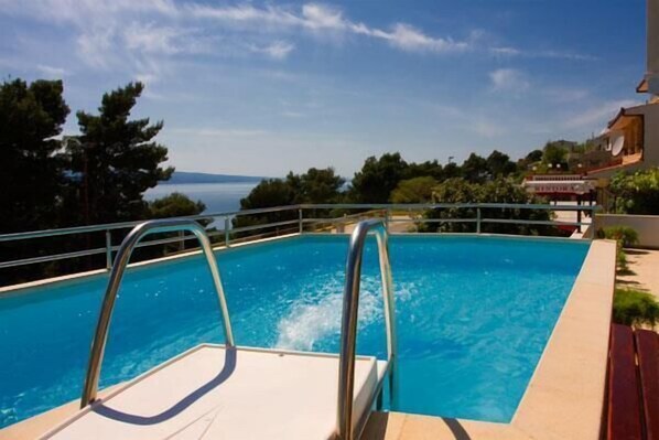 Pool - Apartments Fortuna (Omis)