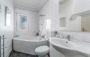 Apartment, Multiple Beds | Bathroom | Shower - Apartments Mila Jass (Medulin)
