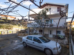 Front of property - Apartment Dragica / Two Bedroom A1 (Sibenik)