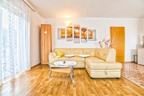 Apartment, 1 Double Bed with Sofa bed | Living room | TV