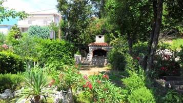 Apartment, Multiple Beds | Property grounds